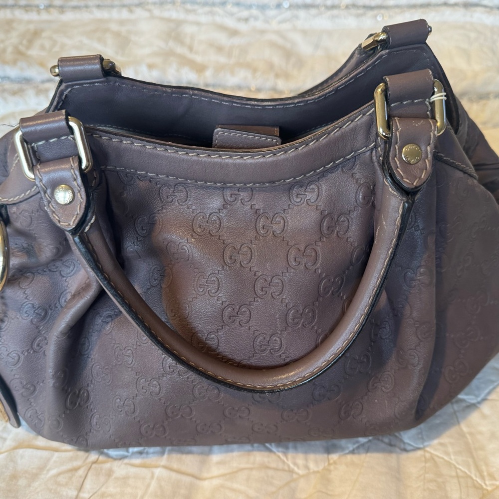 Gucci Sukey Medium Signature GG - Picture 8 of 10